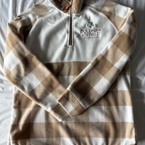 Women’s Tan and White Sweater